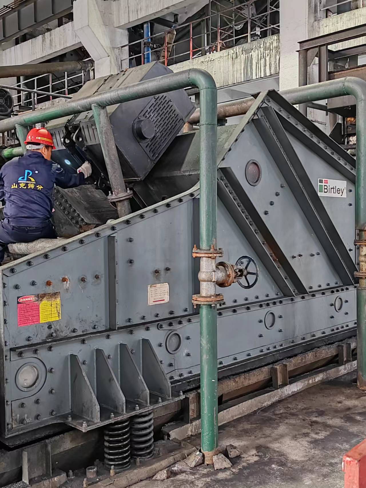 进口筛机维修服务